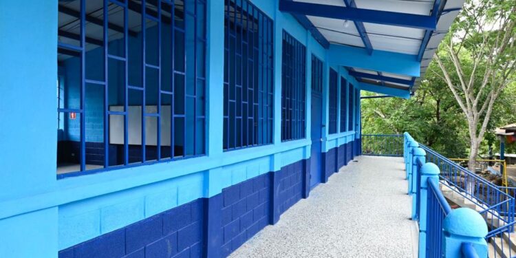 Supervisan proyecto de infraestructura educativa en Jocotán, Chiquimula