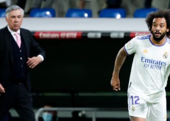 Ancelotti se ‘pone’ la camiseta de Fluminense por Marcelo