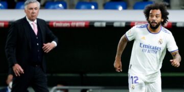 Ancelotti se ‘pone’ la camiseta de Fluminense por Marcelo