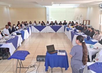 Promueven herramientas del programa Crecer Sano en Huehuetenango