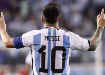 Las camisetas que Messi lució en Qatar 2022, a subasta a precio estimado de 10 millones
