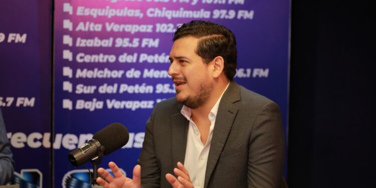 Ministro de Trabajo, “Este es un proceso histórico que fortalece la democracia”