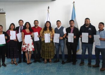 Alta Verapaz se fortalece con la incorporación de salubristas a renglón permanente