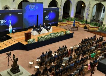 Registro General de la Propiedad presenta plataforma para usuarios. /Foto: Carlos Jacinto y Álvaro Interiano