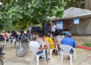 Imparten charlas para evitar riegos de enfermedades por alimentos en Petén