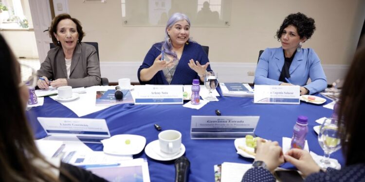 Reunión de transición de la Secretaría de Seguridad Alimentaria y Nutricional (Sesan). // Foto: Dickéns Zamora.