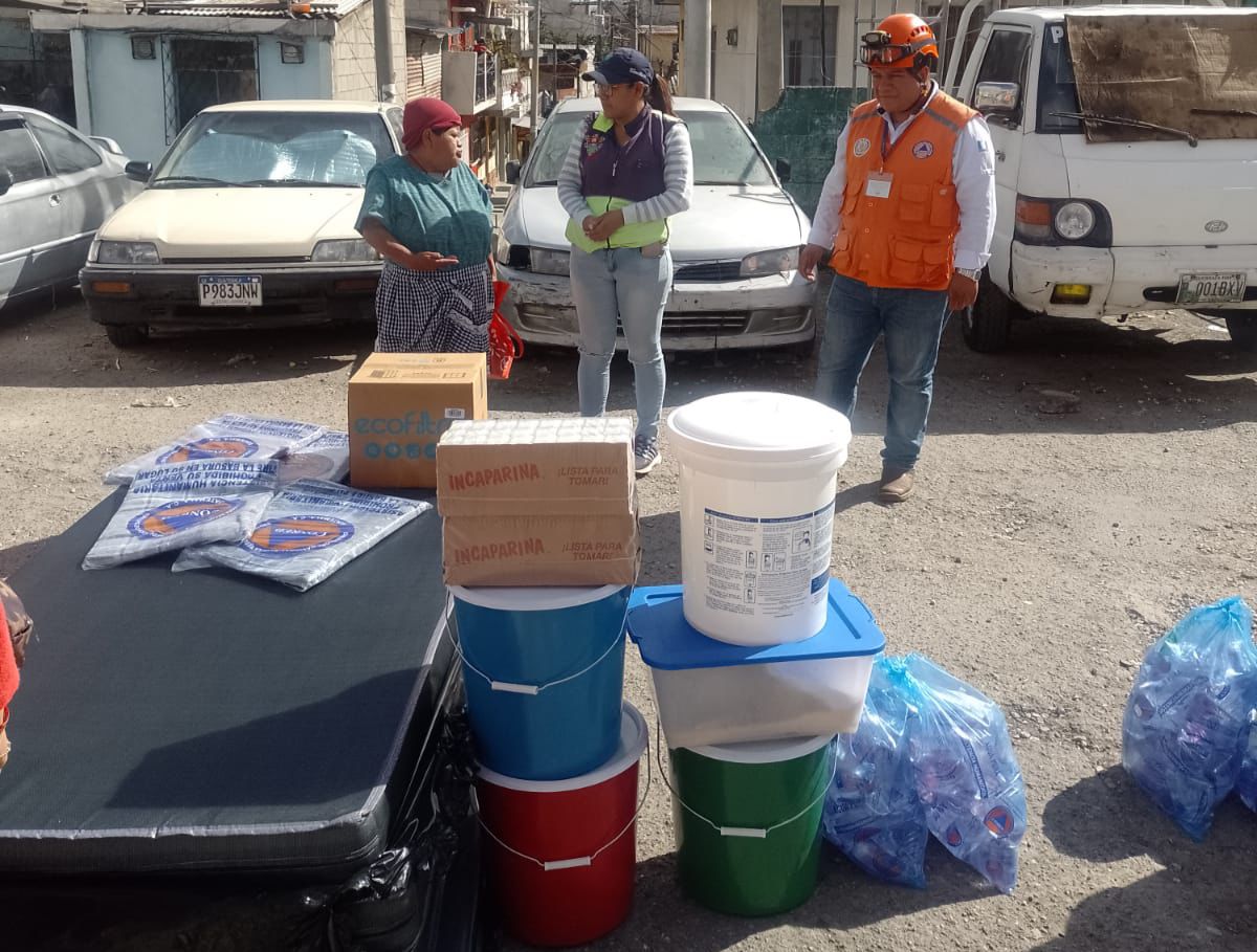 Entregan ayuda humanitaria a familias afectadas por incendio en la zona ...