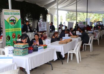 Promueven feria del emprendimiento en Huehuetenango