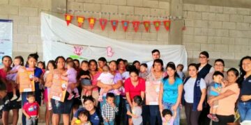 Madres de familia conocieron sobre buenas prácticas de alimentación. /Foto: SESAN