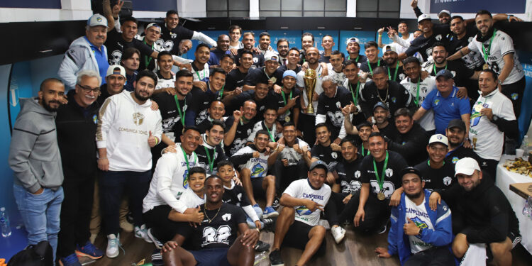 Comunicaciones desea una “blanca Navidad”
