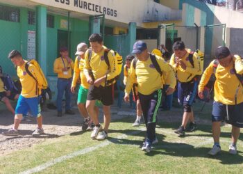 Fortalecen capacidades físicas de bomberos forestales de Sololá