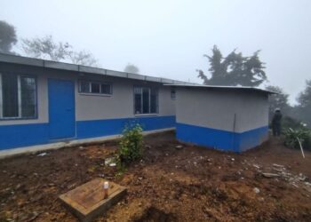 Entregan mejoras en tres centros de convergencia del área Ixil