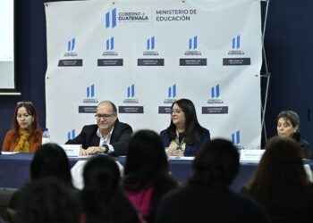 Capacitan a gestores educativos de los Cecodii