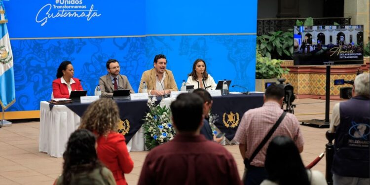 Comisión del Ejecutivo presenta resultados del proceso de transición