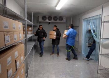 MSPAS abastece servicios de Salud con vacunas contra COVID-19