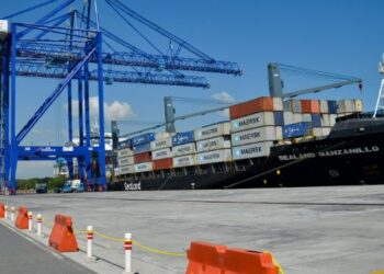 Jefe de Estado indicó que las exportaciones fortalecen la economía del país. // Foto: Comisión Portuaria Nacional.