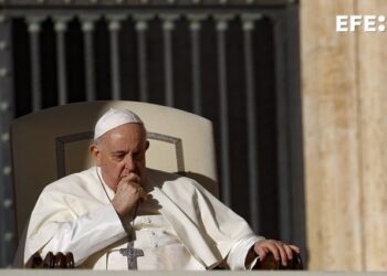 El papa pide defender la Navidad del actual modelo comercial y consumista