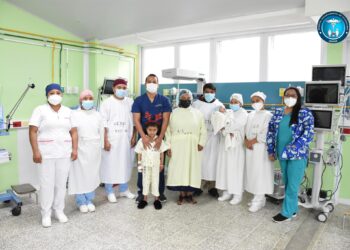 El Hospital de Totonicapán destaca la historia de éxito de un paciente de cuatro meses