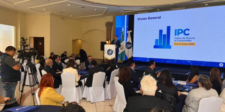 La fuente principal de datos para la actualización fue la ENIGH 2022-2023. / Foto: INE.