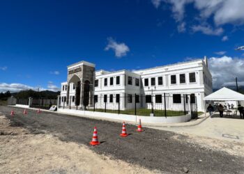 Nuevo edificio de la Empresa Eléctrica Municipal de Huehuetenango permitirá descentralizar los servicios