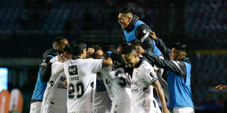 Comunicaciones se convierte en el máximo ganador de la Liga Nacional