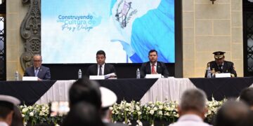 Guatemala conmemora 27 años de la firma de los Acuerdos de Paz