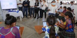 Programa tecnología en el aula benefició a más de 853 mil estudiantes en Guatemala