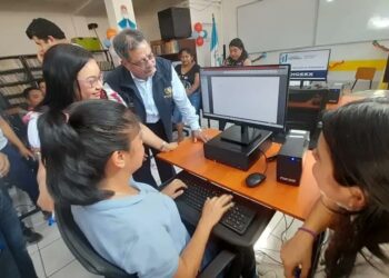 Mineduc habilita entorno virtual de aprendizaje en Morales, Izabal