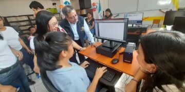 Mineduc habilita entorno virtual de aprendizaje en Morales, Izabal