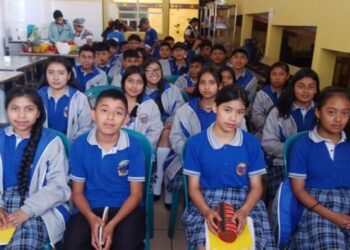 Al menos 30 estudiantes conocieron sobre buenas prácticas de alimentación. /Foto: Sesan