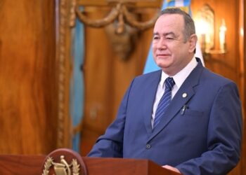 Mandatario reitera compromiso con los trabajadores