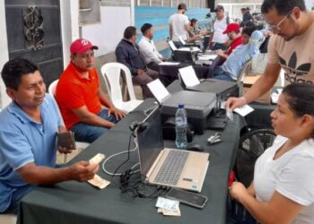 Instituciones acercaron sus servicios a más de 45 mil 300 personas por medio de las jornadas móviles. // Foto: SCEP.