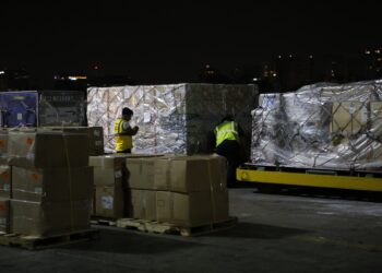 Ingresa al país lote de más de 100 mil vacunas contra el COVID-19