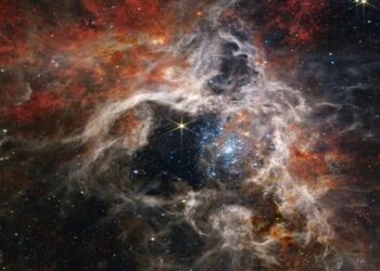 Descubren la composición de misteriosa región oscura en de la Vía Láctea