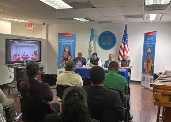 IGSS promueve respaldo para migrantes guatemaltecos en Estados Unidos