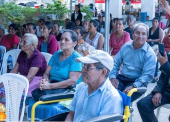 Adultos mayores de Jutiapa beneficiados a través del Programa del Adulto Mayor