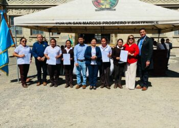 Suman 500 auxiliares de enfermería y enfermeras trasladados a renglón permanente en San Marcos