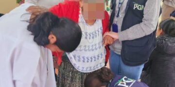 Llevan gesto de solidaridad a adultos mayores de Alta Verapaz