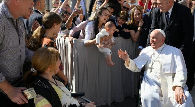 El Papa critica la obsesión por la apariencia, “especialmente en las redes sociales”