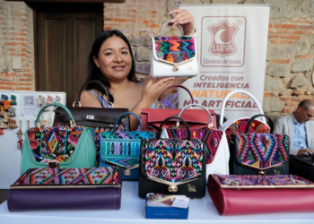 Empresas reconocidas con el distintivo Sello Blanco. / Foto: Noé Pérez.