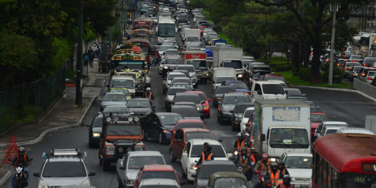 Se espera alto flujo vehicular para las celebraciones navideñas