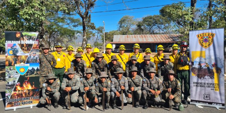 Jalapa fortalece acciones por temporada de incendios