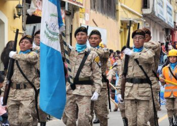 Brindan información del servicio cívico militar en Totonicapán