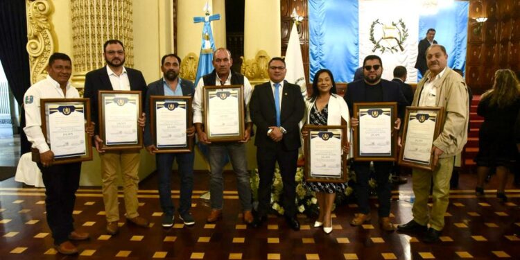 Más oportunidades para la juventud huehueteca