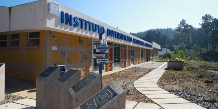 Más oportunidades para la juventud huehueteca