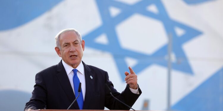 Israel dice que primera reunión en París para abordar una tregua en Gaza fue constructiva