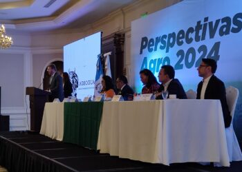 Cámara del Agro presenta perspectivas políticas, económicas y sociales 2024. / Foto: Cámara del Agro.