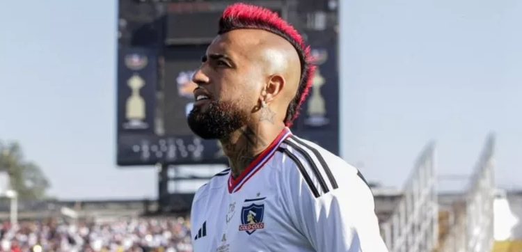 El rey Arturo regresa a Colo Colo