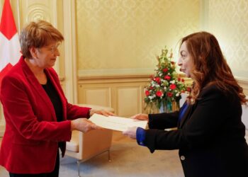 Embajadora de Guatemala presenta cartas credenciales en Suiza
