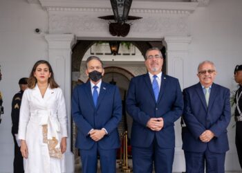 Presidente de Panamá desea lo mejor a Bernardo Arévalo